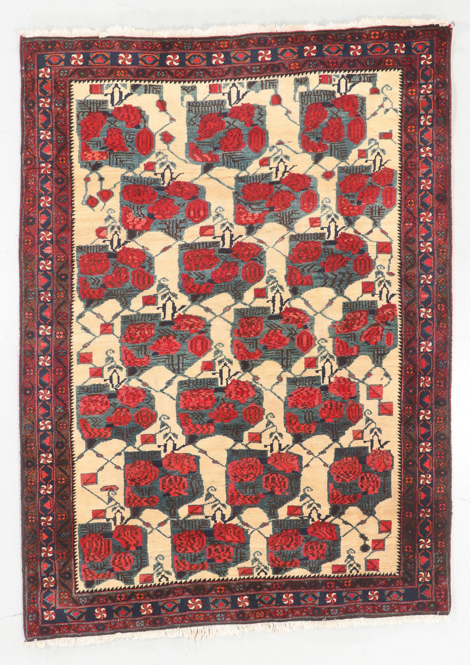 Vintage Zanjan Rug, Persia: 5'3'' x 7'1'' (1 of 6)