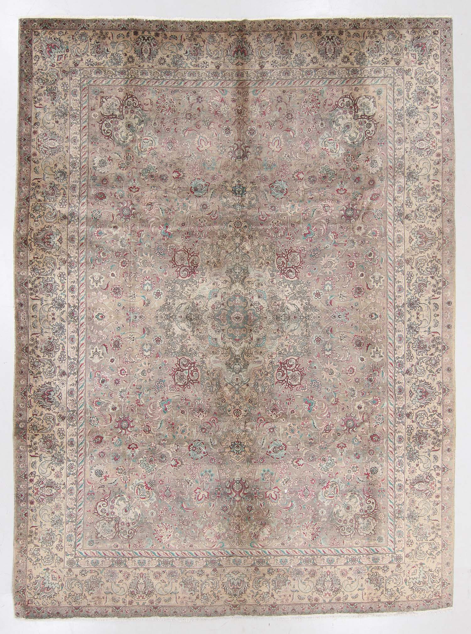 Semi-Antique Tabriz Rug, Persia: 9'8'' x 13'1'' (1 of 5)