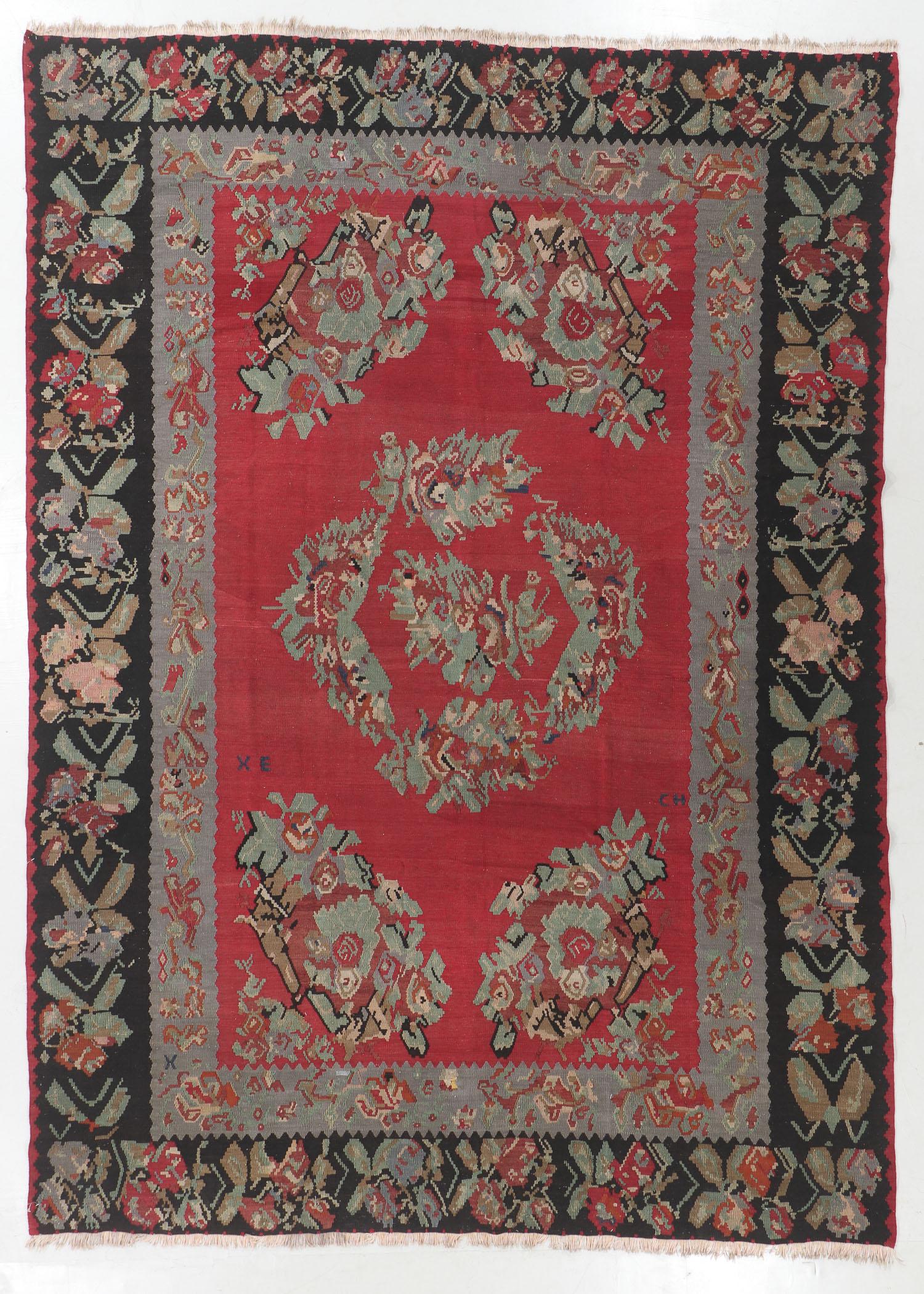 Semi-Antique Bessarabian Kilim, Turkey: 8'5'' x 11'8'': Semi-Antique Bessarabian Kilim, Turkey: 8'5'' x 11'8'' (257 x 356 cm). 32 lbs. Note: No reserve, all acceptable bidding commences at the online start price.