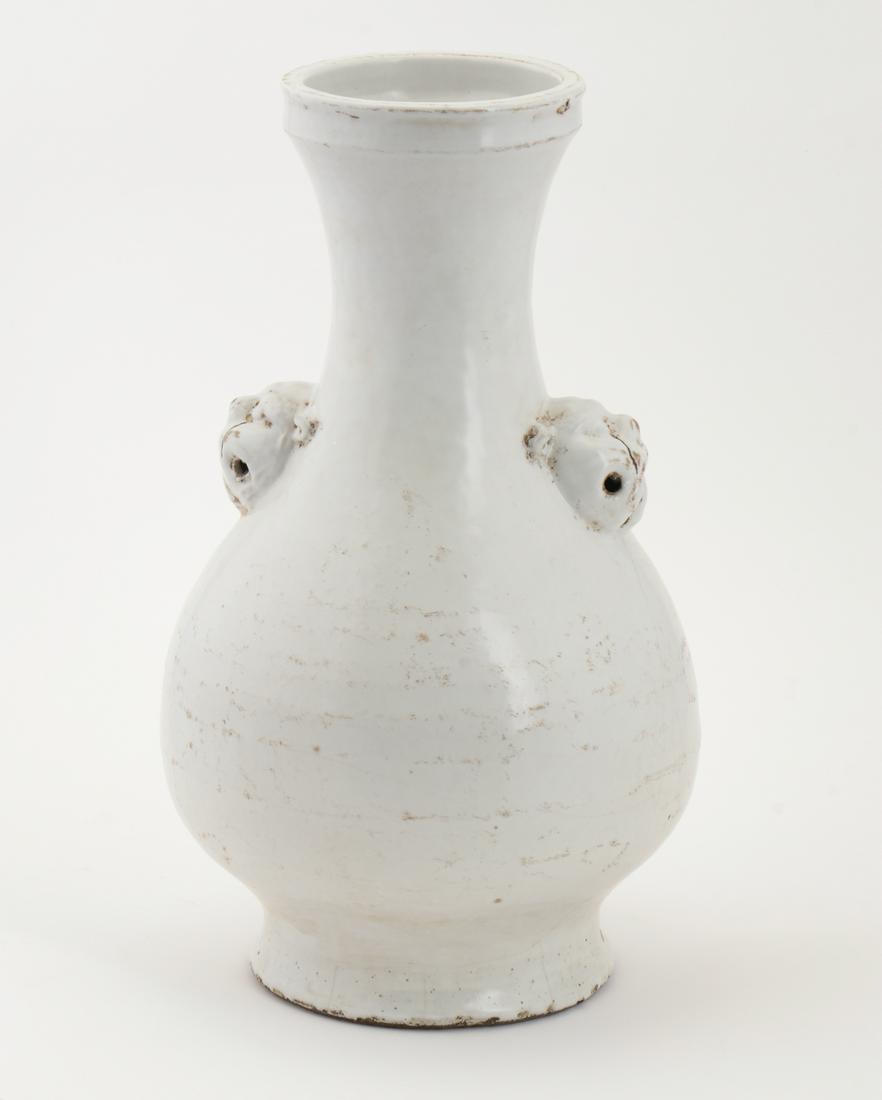 Chinese White Glazed Vase, Qing D (1 of 3)