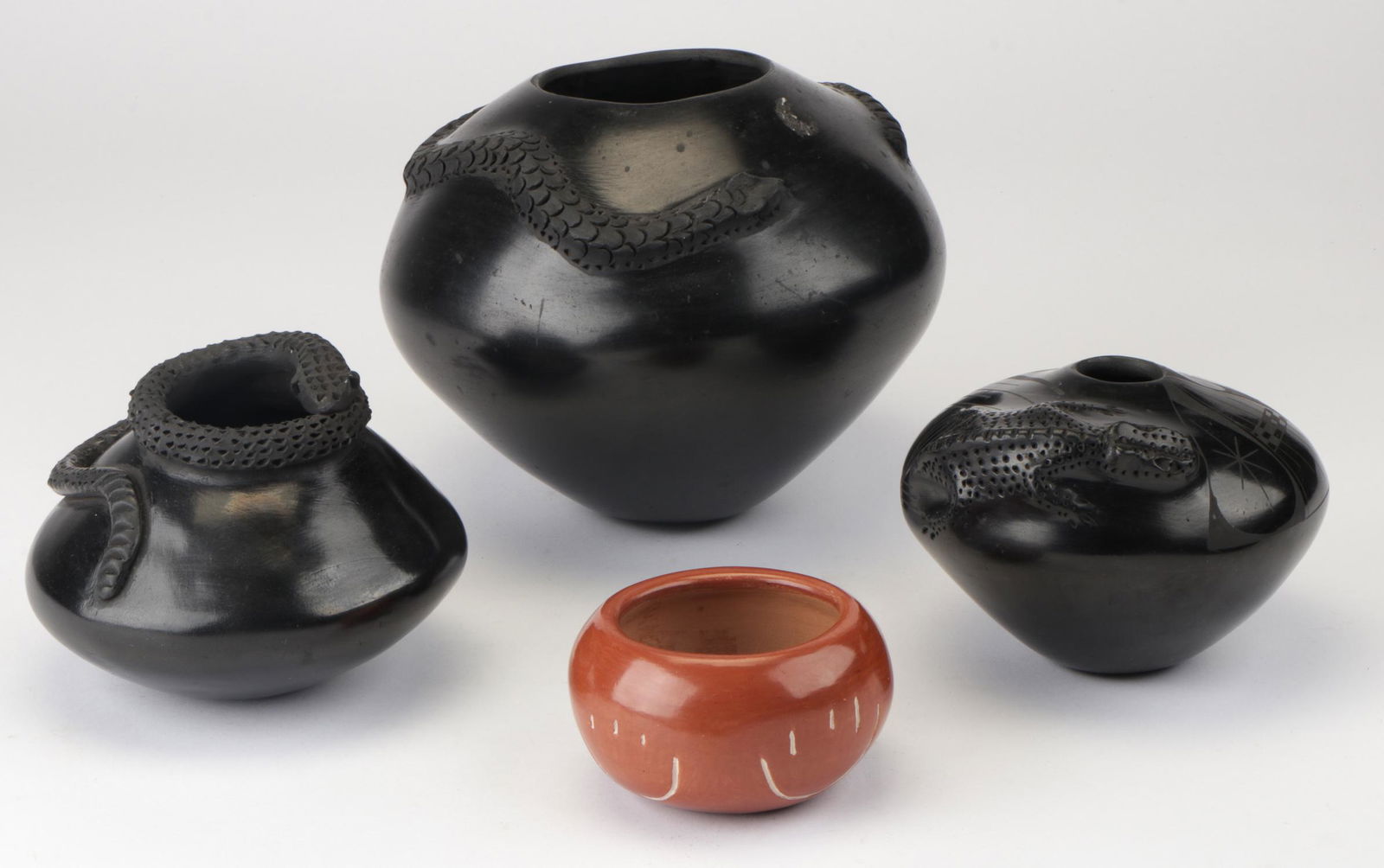 4 pc Collection of Santa Clara Pueblo Pottery (1 of 8)