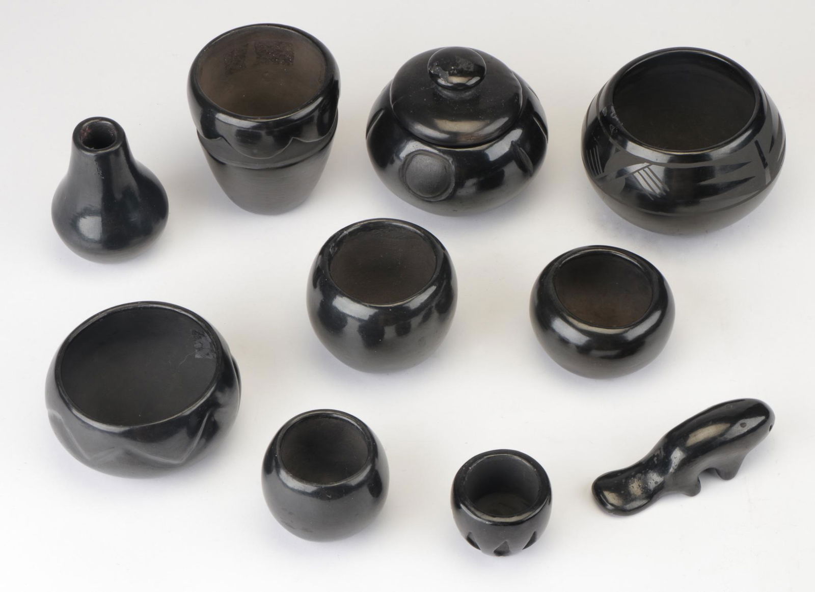 10 pc Collection of Santa Clara Pueblo Pottery (1 of 6)