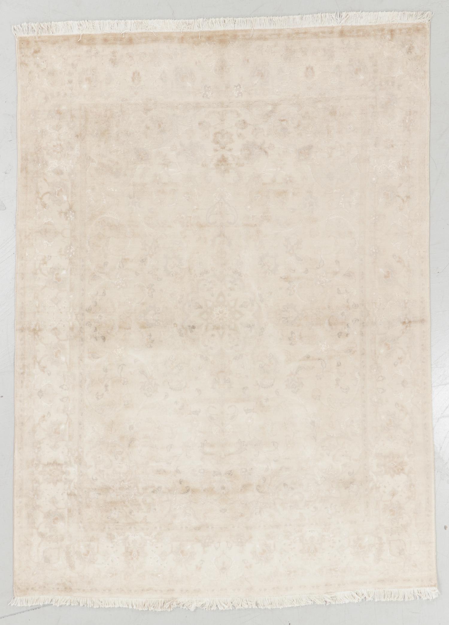 Tabriz Rug, Persia, Mid 20th C., 5'1'' x 6'9'' (1 of 5)