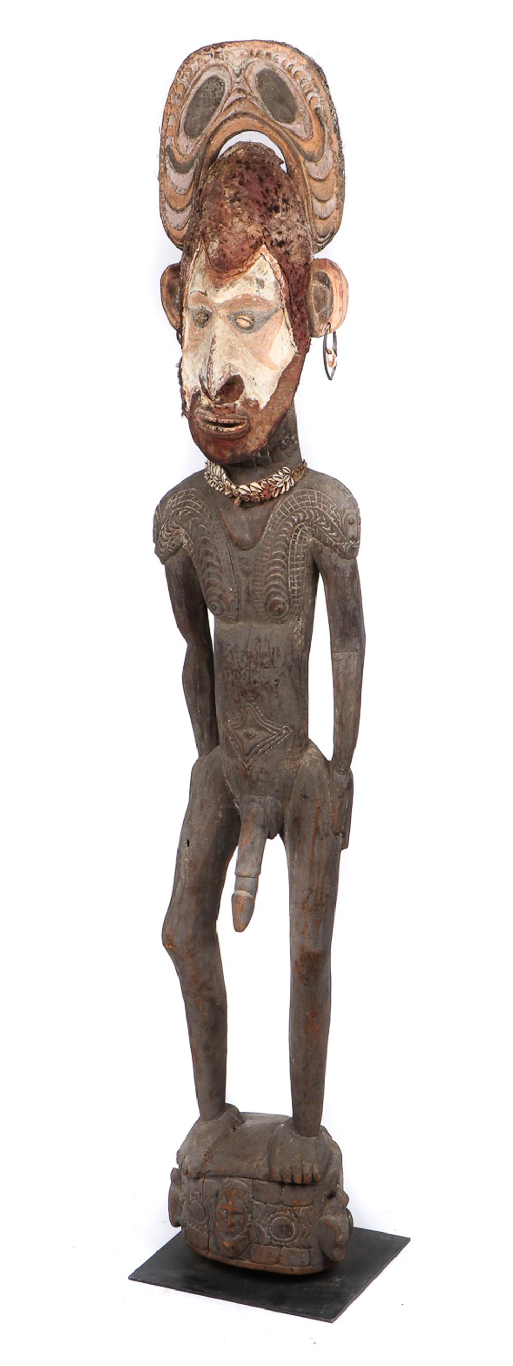 Monumental PNG Standing Male Ancestor Figure (1 of 9)