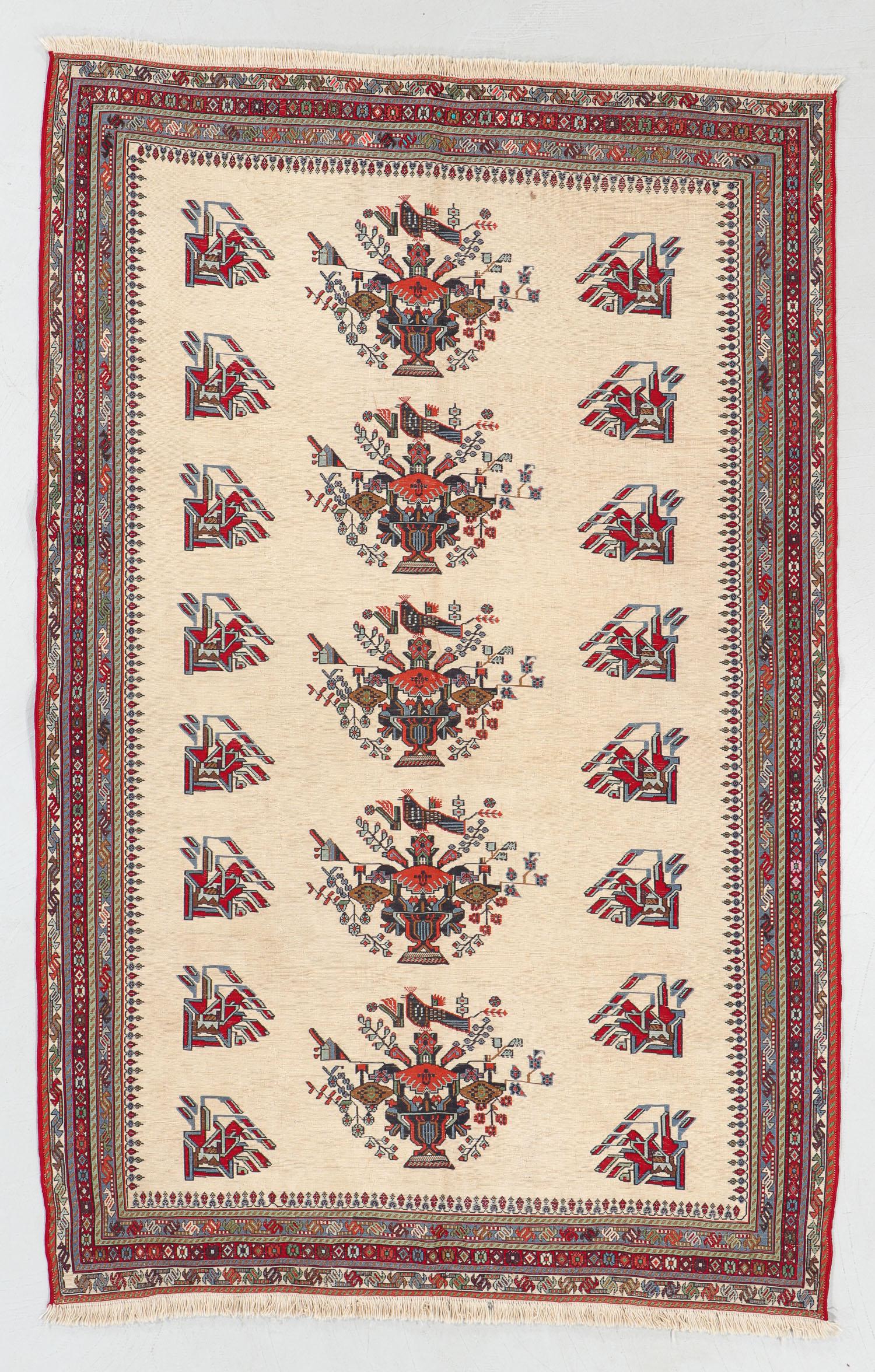 Fine Vintage Sumak Rug, Persia, Mid 20th C., 4'7'' x (1 of 5)