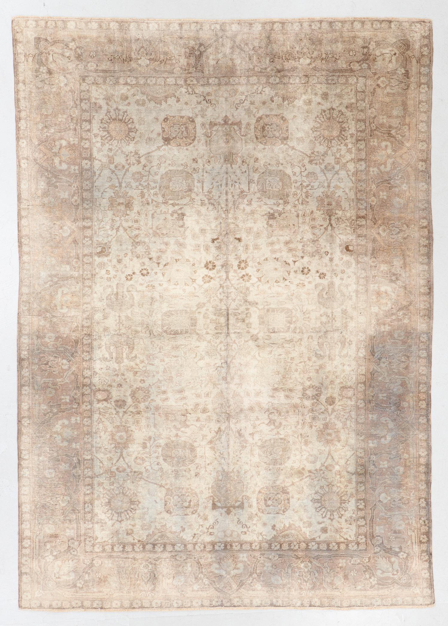 Indo Tabriz Rug, India, Early 20th C., 7'9'' x 11'3'' (1 of 5)