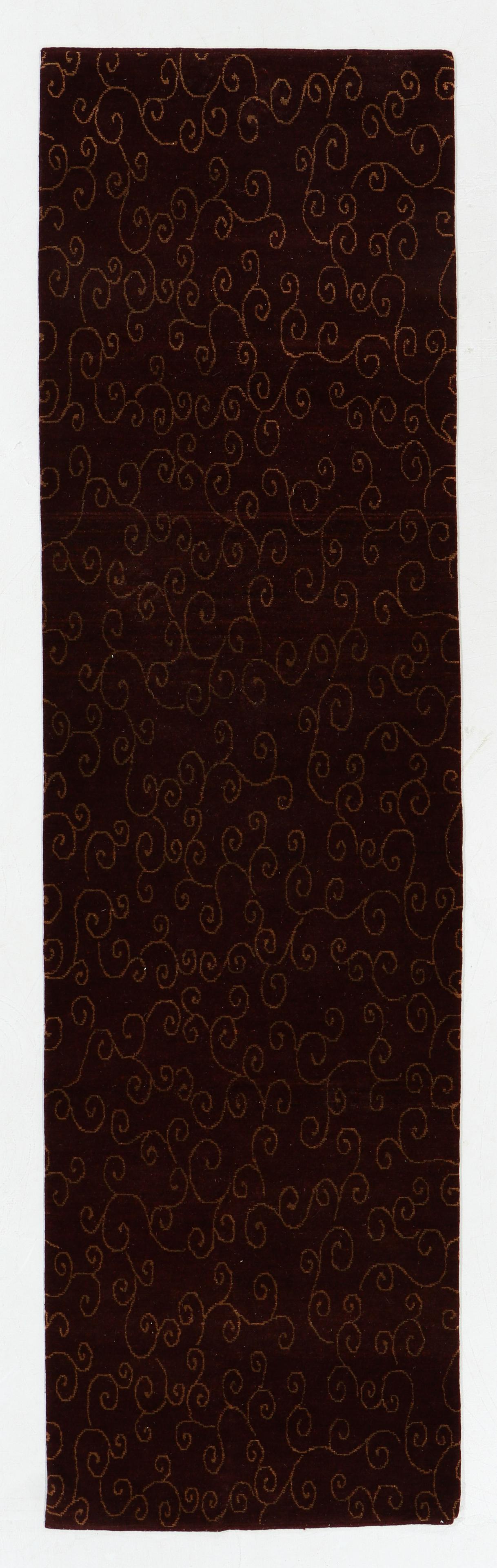 Modern Tibetan Rug, Nepal, 2'9'' x 9'11'' (1 of 6)