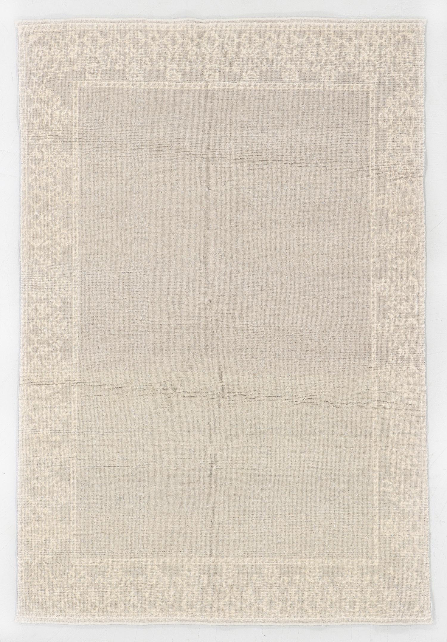 Modern Tibetan Rug, Nepal, 4'1'' x 6'1'': Modern Tibetan Rug, Nepal, 4'1'' x 6'1'' (124 x 185 cm). Weight: 11 lbs. Wool. Note: There Are No Hidden or Confidential Reserves in this Auction; All Acceptable Bidding Commences at the Online Start 