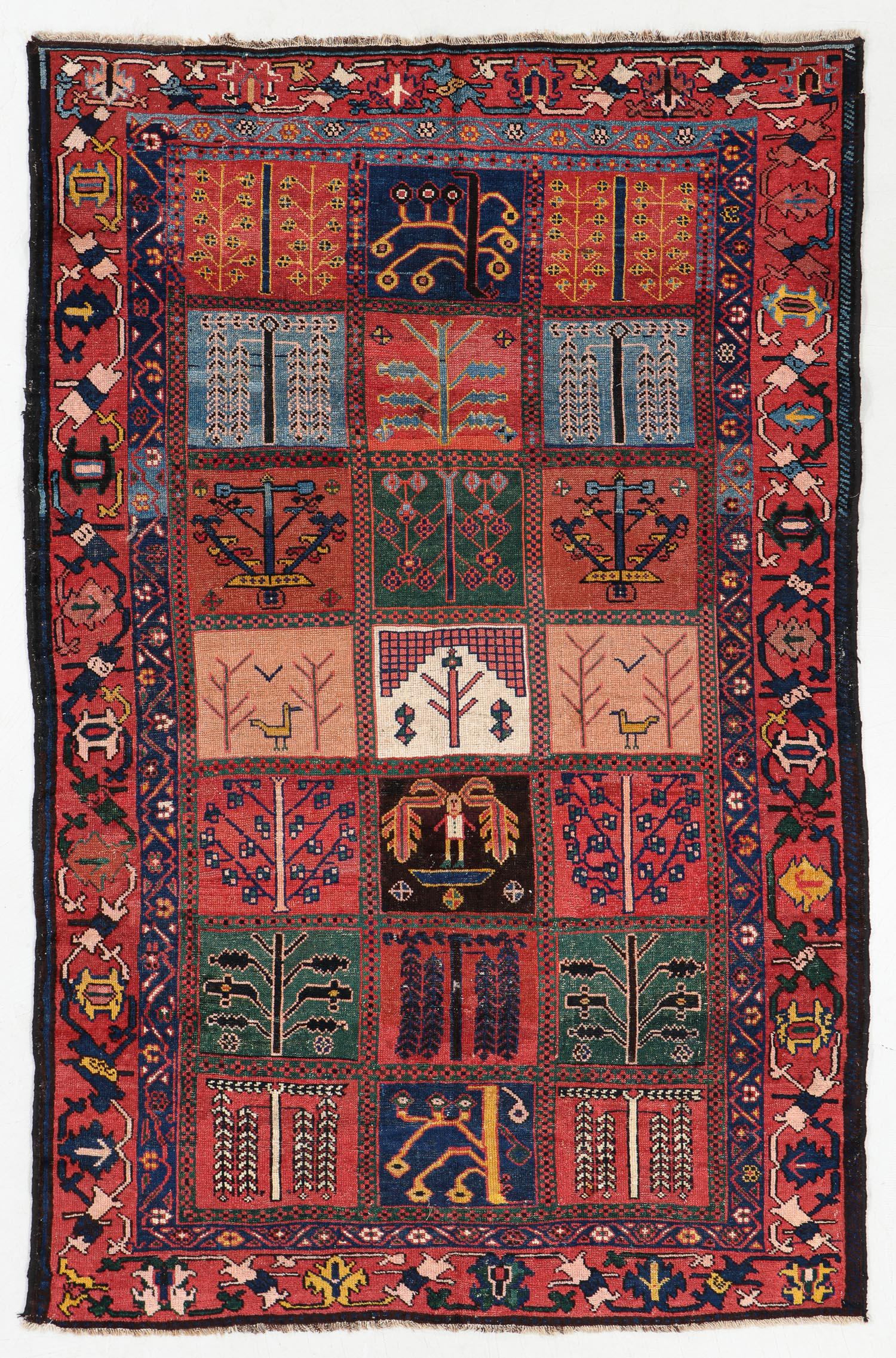 Baktiari Rug, Persia, Early/Mid 20th C., 5'5'' x 8'5'' (1 of 5)