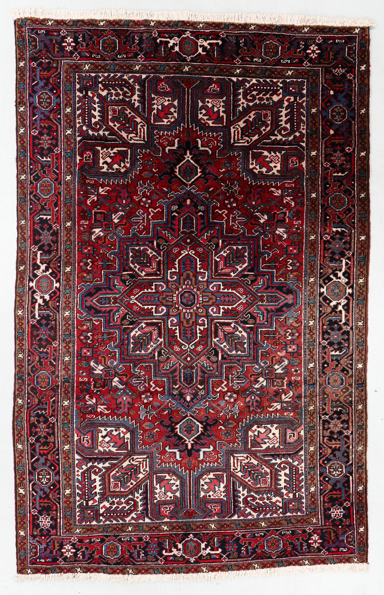 Heriz Rug, Persia, Mid 20th C., 6'5'' x 9'10'' (1 of 5)