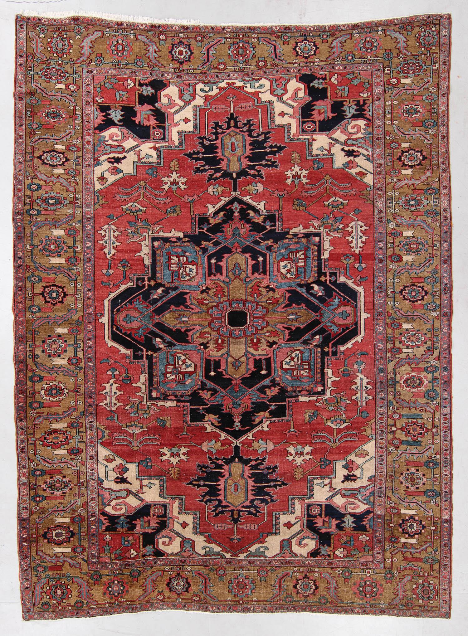 Serapi Rug, Persia, Late 19th C., 9'3'' x 12'10'' (1 of 5)