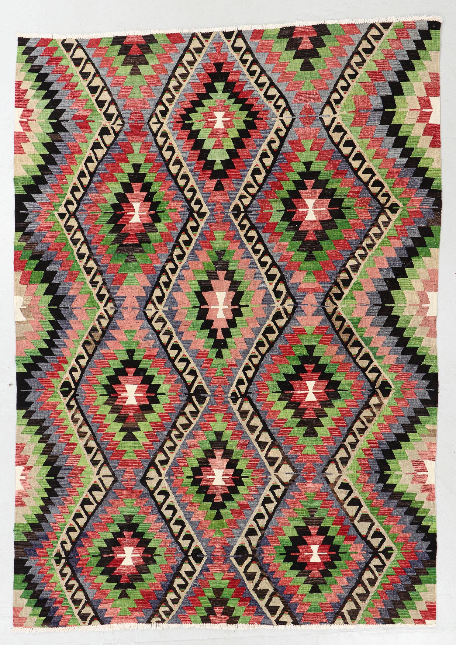 Denizli Kilim, Turkey, Mid 20th C., 6'7'' x 9'3'' (1 of 4)