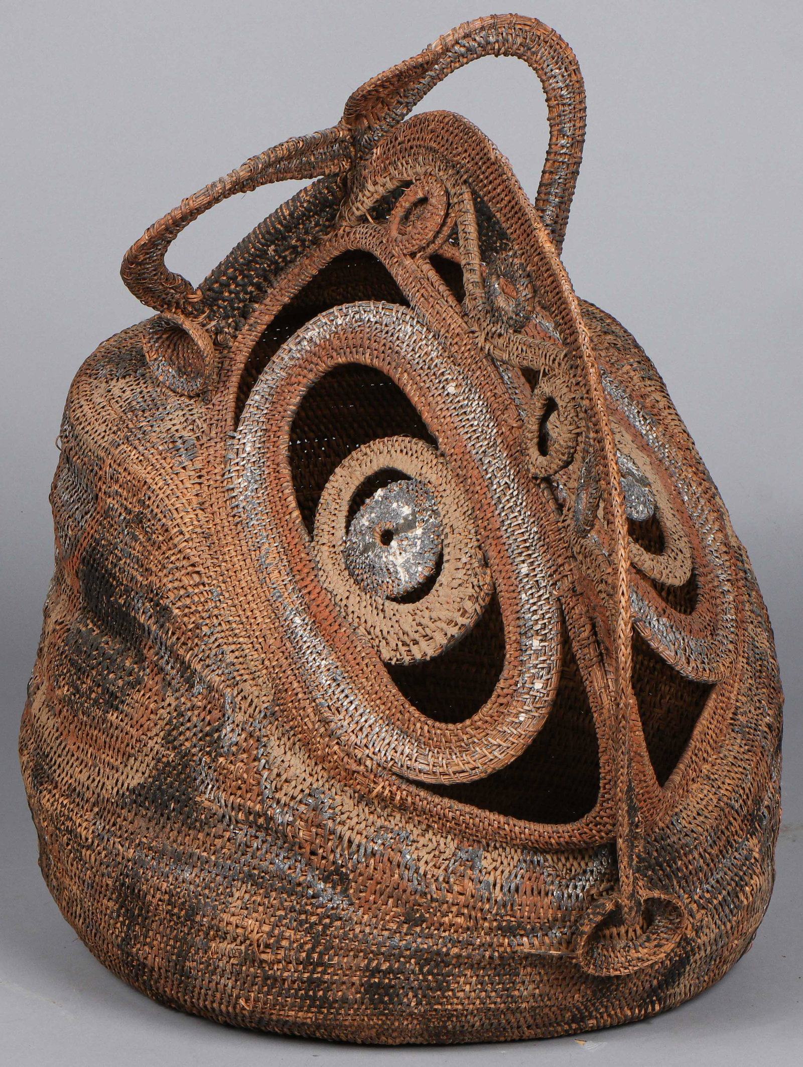 Massive Abelam Initiation Mask, Maprik, Papua New (1 of 5)