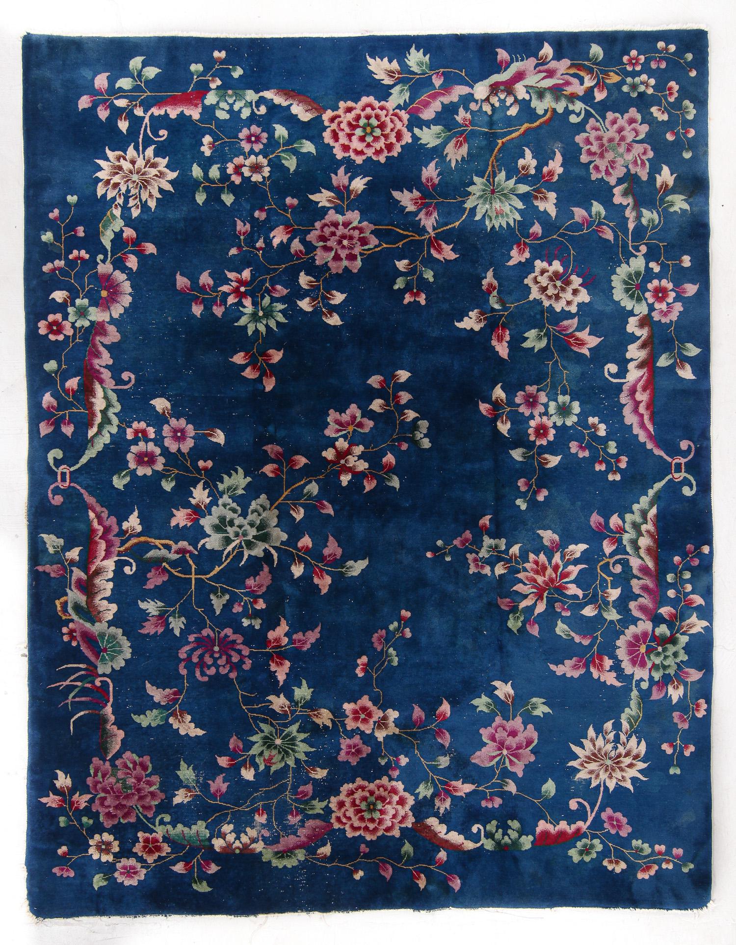 Chinese Art Deco Rug, Early 20th C., 8'11'' x 11'6'': Chinese Art Deco Rug, Early 20th C., 8'11'' x 11'6'' (272 x 351 cm). Weight: 79 lbs. Material: wool pile, cotton warp, cotton weft.