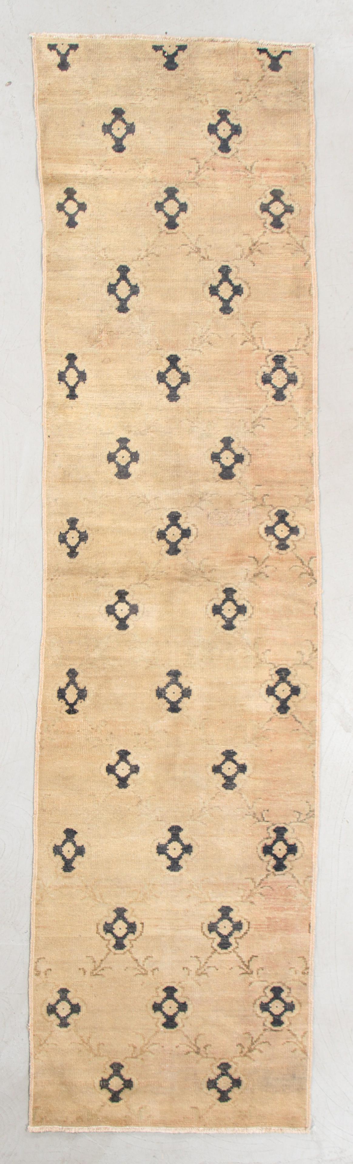 Oushak Village Rug, Turkey, Mid 20th C., 2'8'' x 10'5'' (1 of 5)