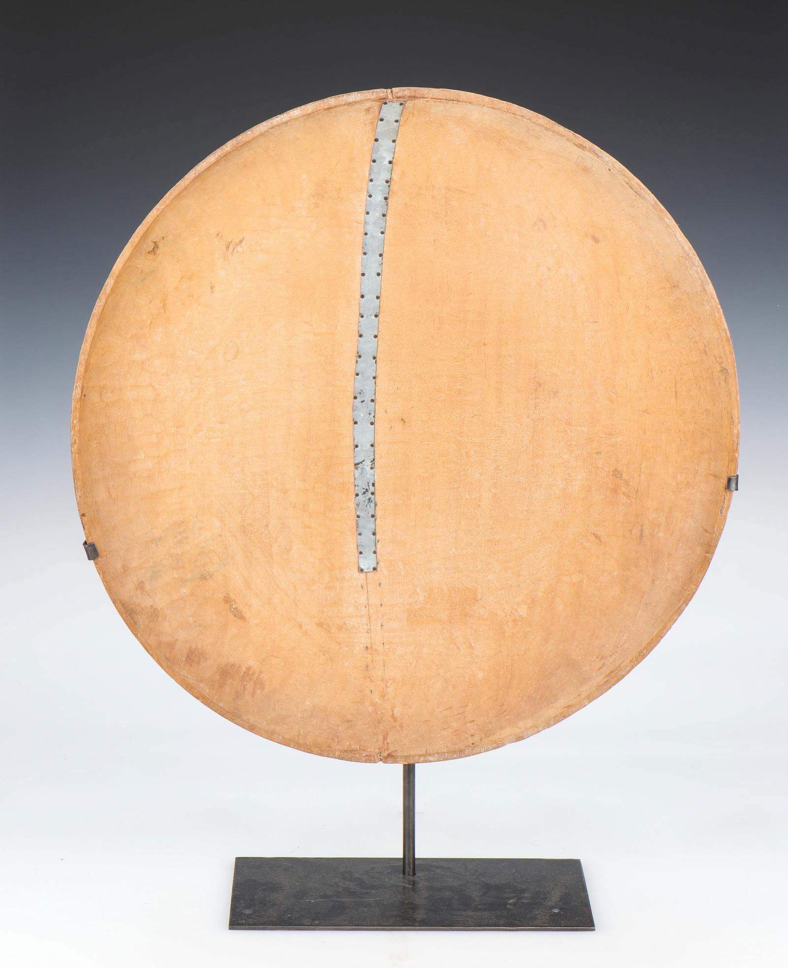 Large Antique Carved Wooden Plate, Probably African (1 of 2)