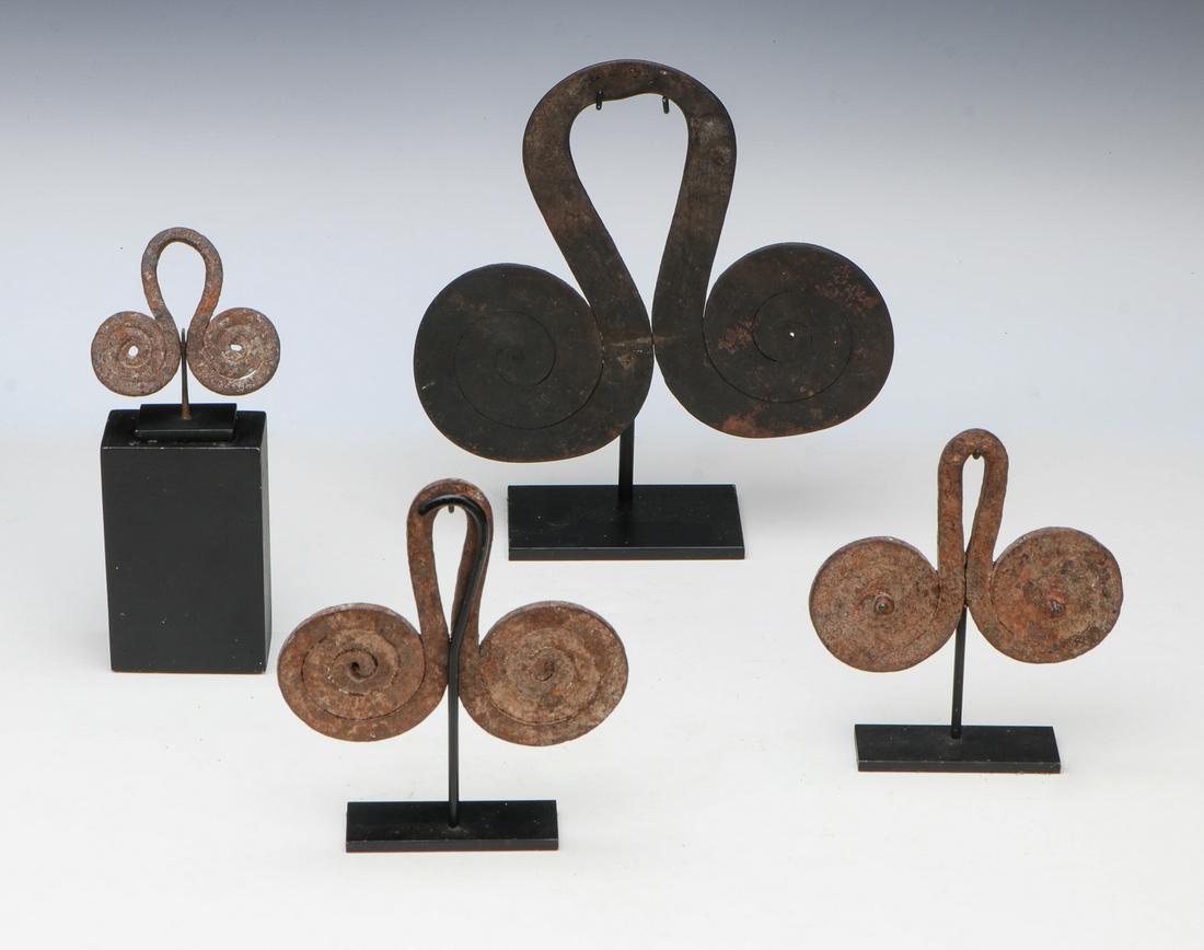 4 African Mafa Matakam Iron Belt Adornments, Cameroon (1 of 2)