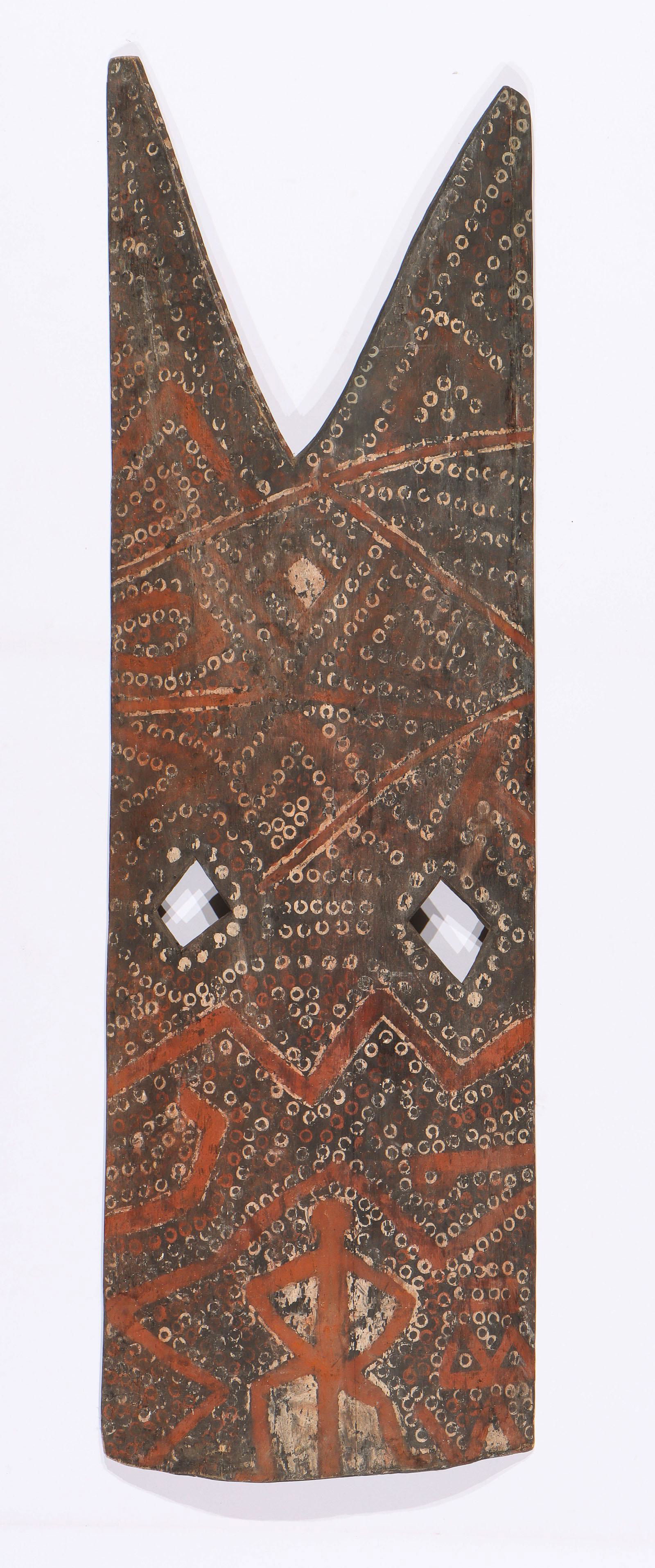 Rare Ceremonial Shield, Lake Murray, Upper Fly River, (1 of 3)