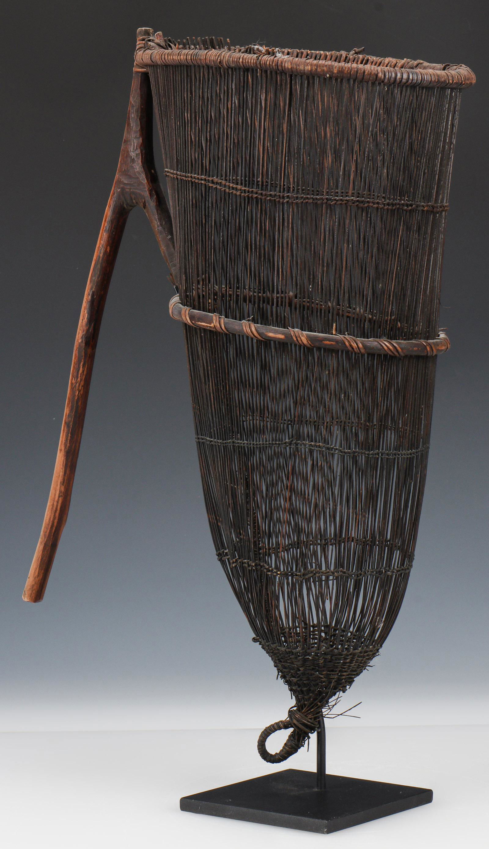 Nissan Island Fish Basket, PNG, Early/Mid 20th C. (1 of 3)