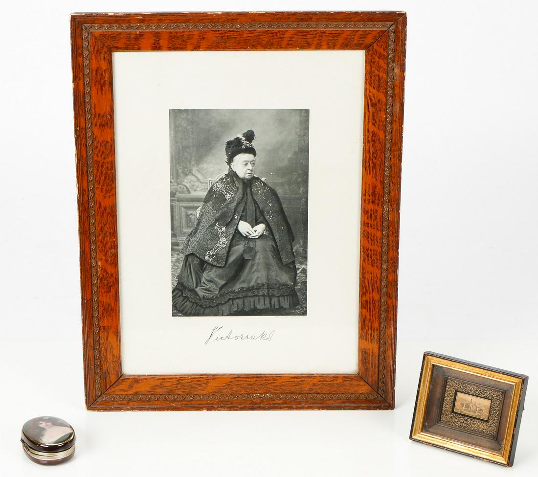 Queen Victoria Hand-colored Print, Framed Portrait, a Covered Box (1 of 6)