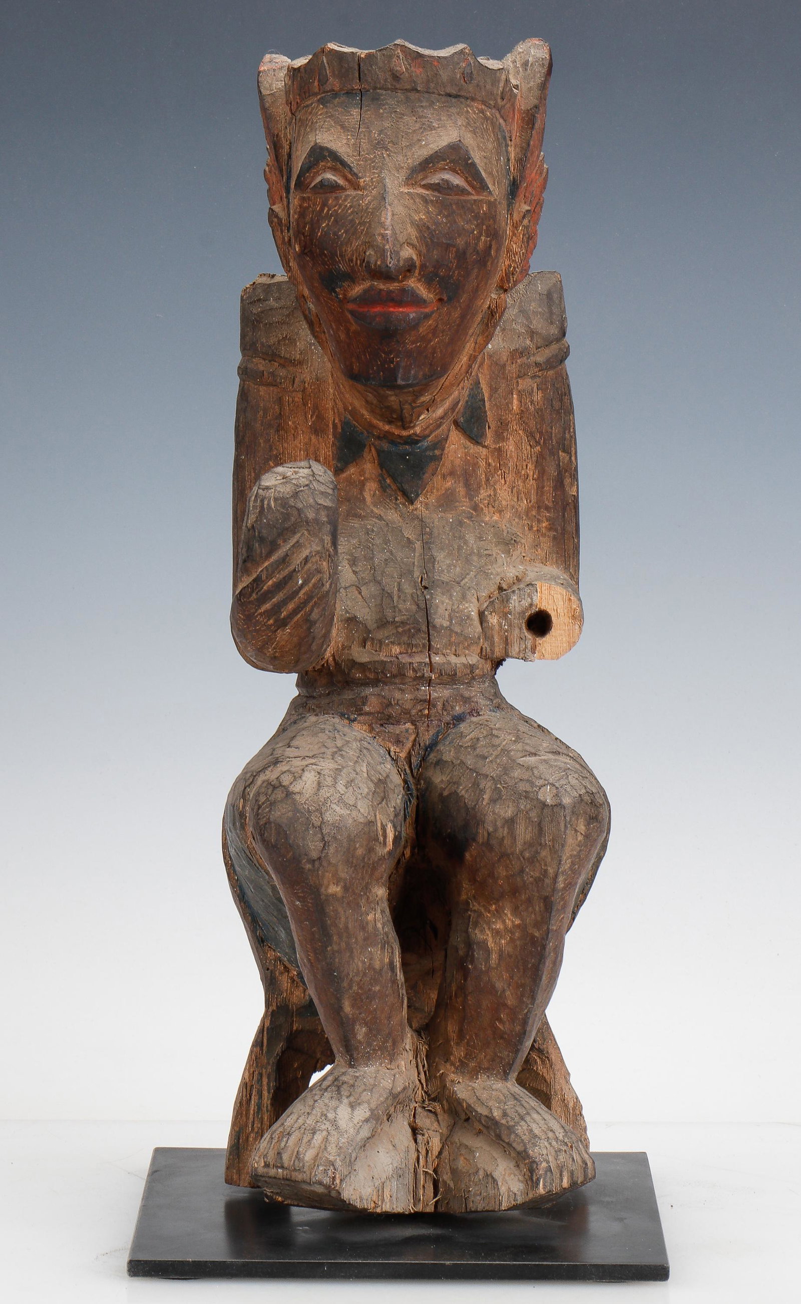 Archaic Balinese Carved Wood Sculpture: Archaic Balinese Carved Wood Sculpture. Size: 16'' x 5'' x 6'' (41 x 13 x 15 cm).