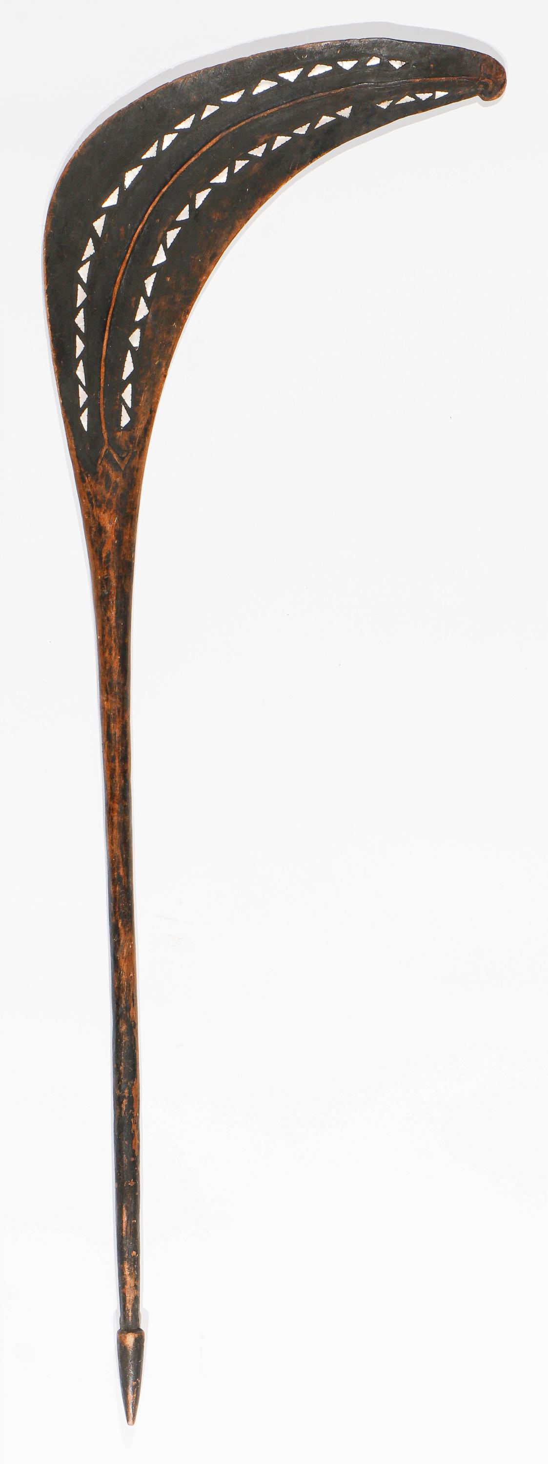 Solomon Islands Inlaid Parrying Shield / Club Qauata, San Cristobal (1 of 2)