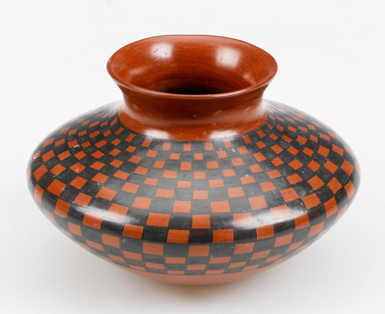 Mata Ortiz Pottery Vessel (1 of 5)