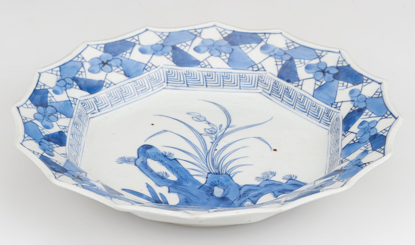 Chinese Kangxi Blue & White Porcelain Plate: Chinese Kangxi Blue & White Porcelain Plate. Size: 2'' x 10'' x 10'' (5 x 25 x 25 cm). Provenance: Sylvia and Philip Chaplain Collection, New Hampshire.