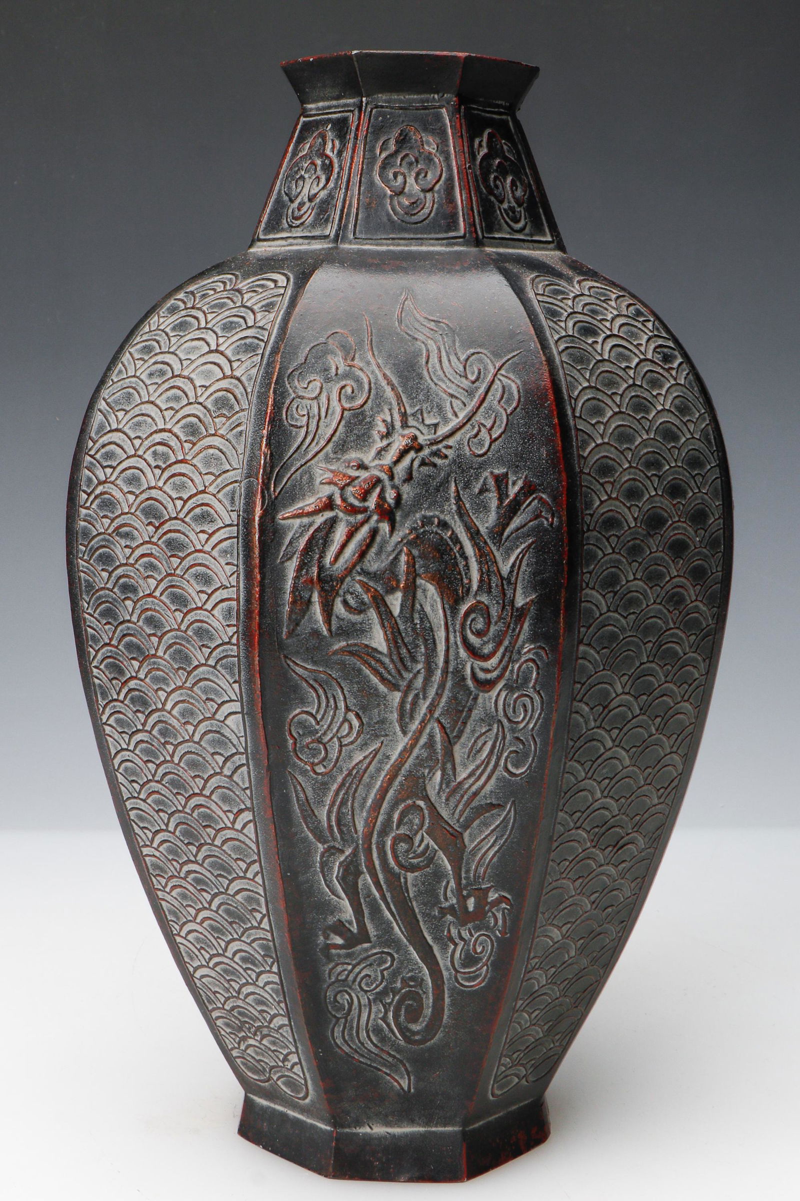 Japanese Meiji Octagonal Dragon Vase, C. 1900 (1 of 6)