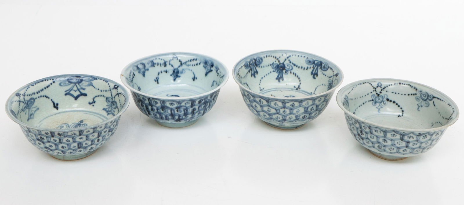 4 Chinese Blue & White Bowls, Ming Dynasty (1 of 4)