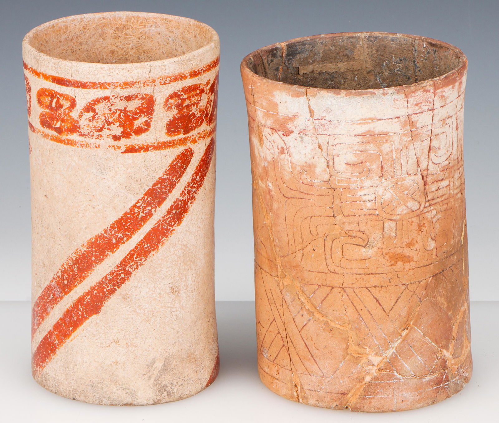 2 Pre-Columbian Mayan Cylinder Vases (1 of 6)
