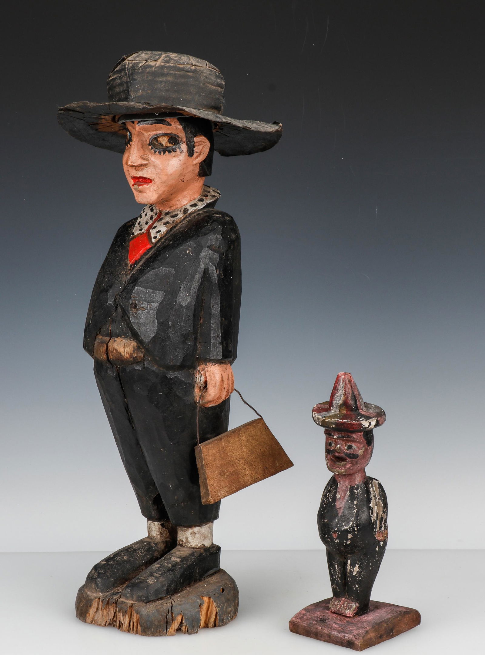 2 Guatemalan Don Diego Figures (1 of 6)