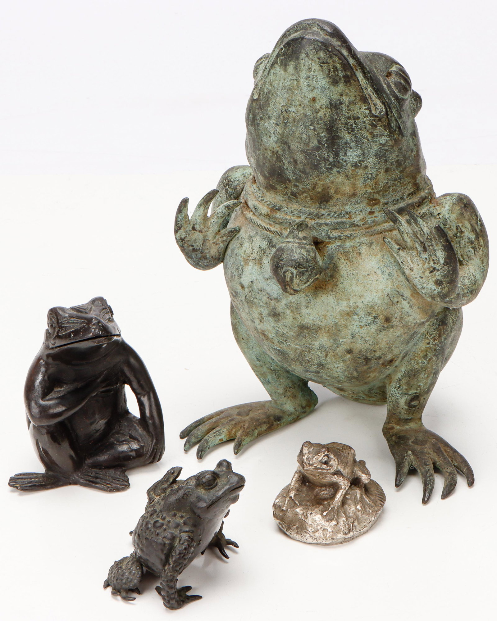 Group of Frog Sculptures (1 of 11)
