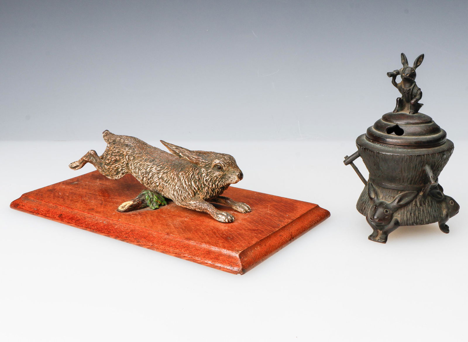 Victorian Cold Painted Bronze Hare / Rabbit Letter Holder (1 of 7)