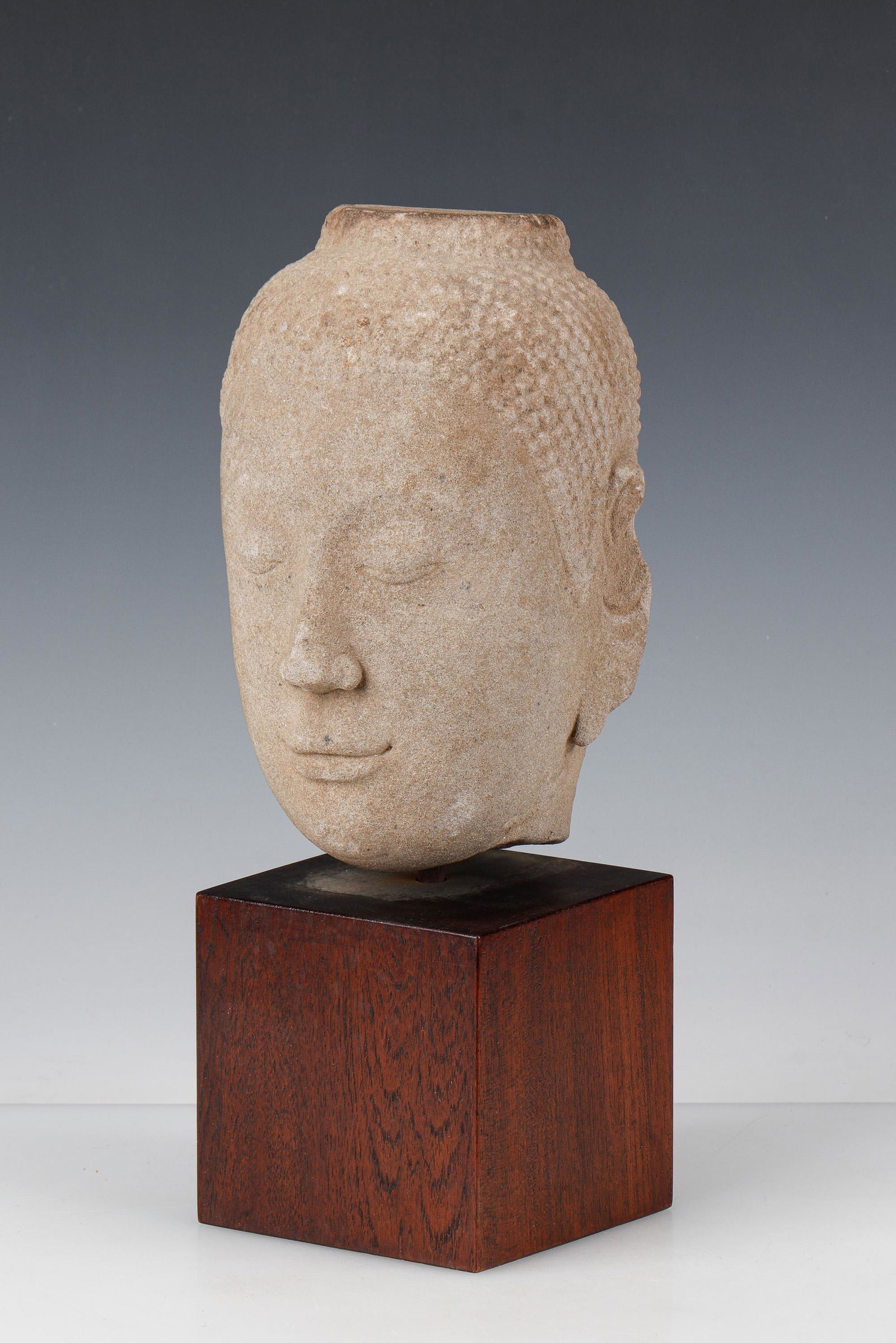 Antique Thai Ayuthya Stone Buddha Head (1 of 5)