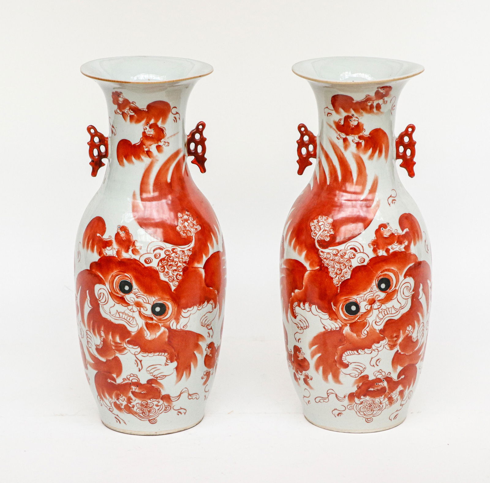 Pair of Chinese Porcelain Baluster Vases, Late Qing Dynasty (1 of 6)