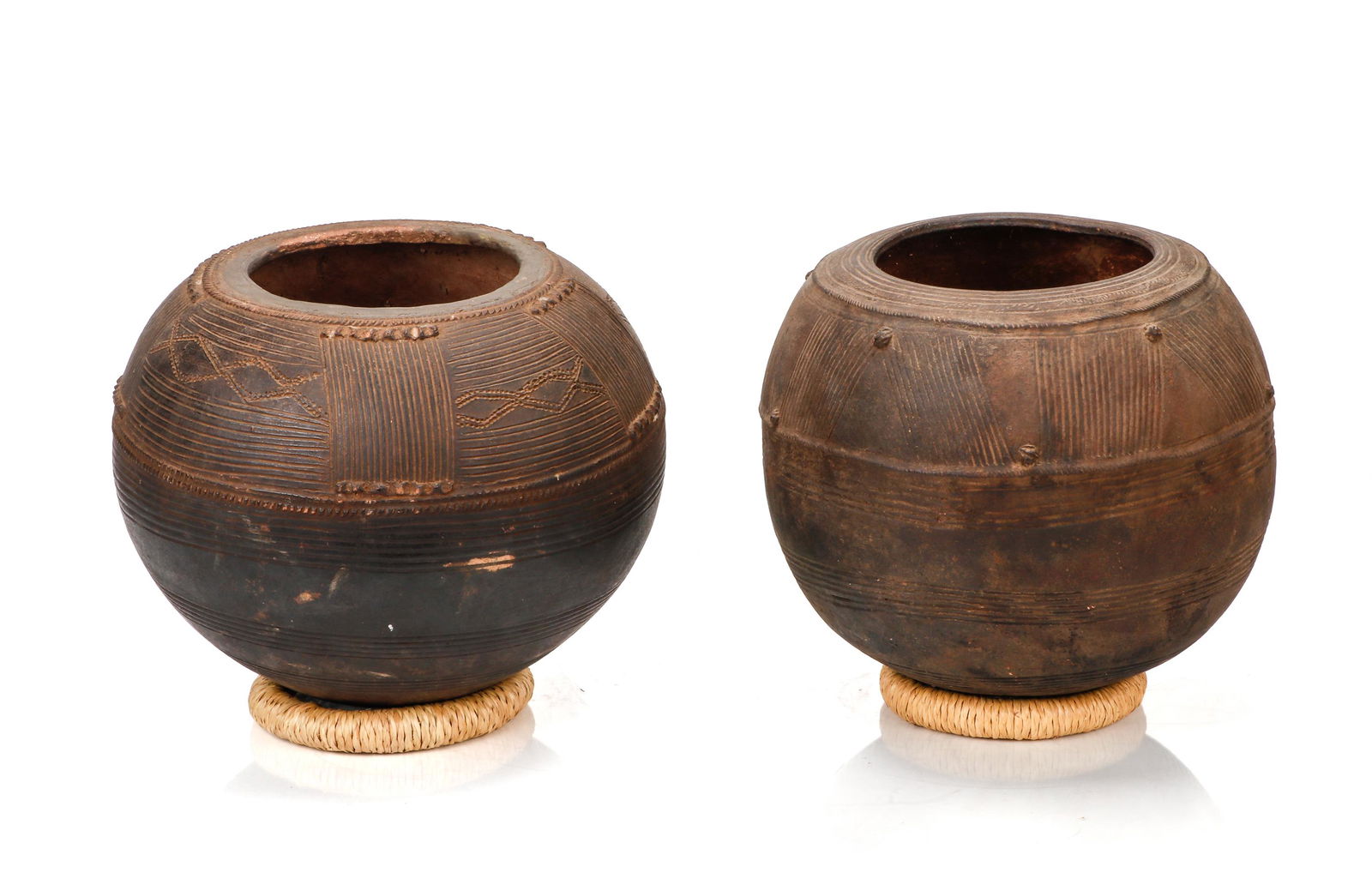 2 African Nupe Pottery Vessels, Nigeria (1 of 4)
