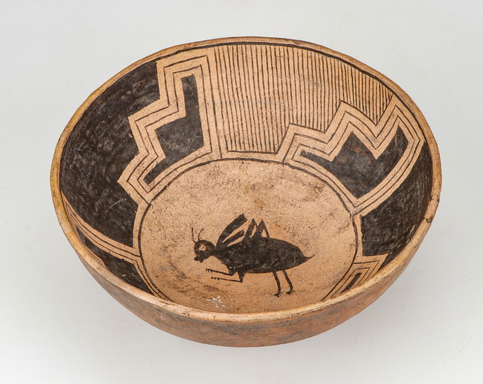 Native American Mimbres Pottery Bowl, New Mexico (1 of 4)