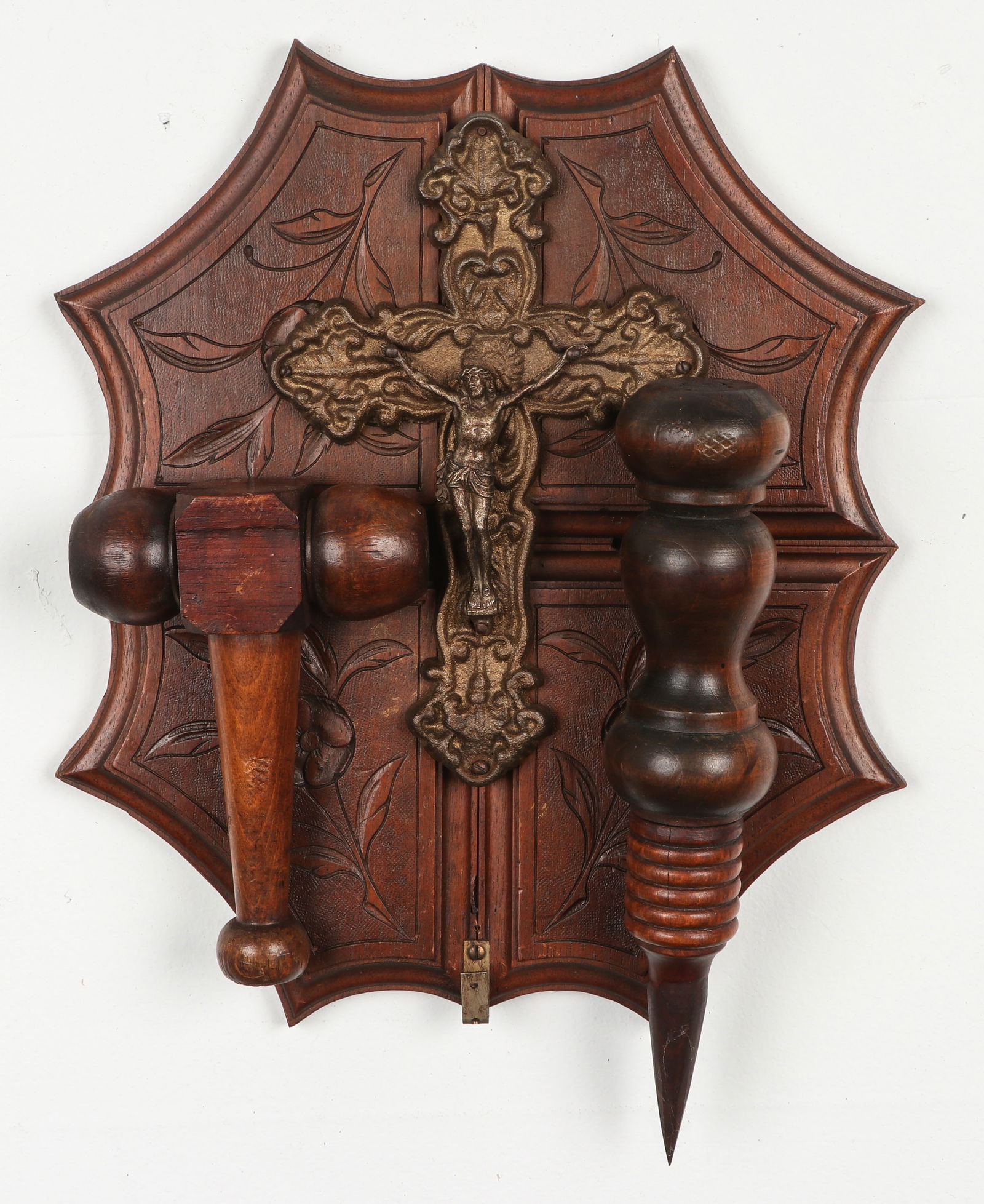 Renaissance Style Vampire Killer Plaque (1 of 4)