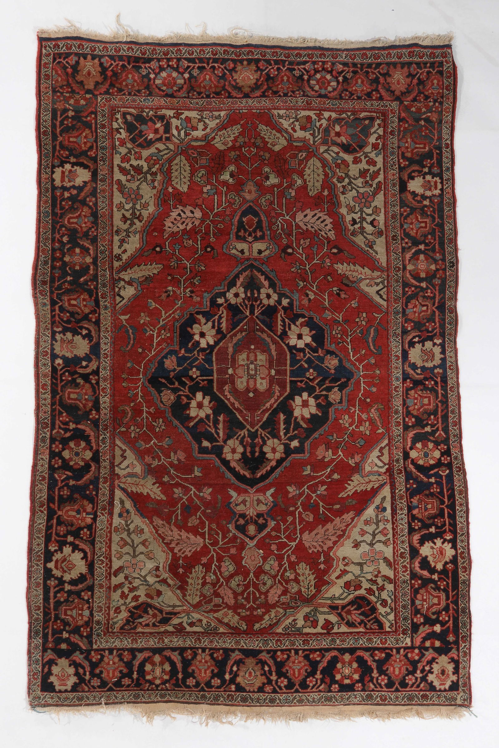 Ferahan Sarouk Rug, Persia, Late 19th C., 4'2'' x 6'7'' (1 of 4)