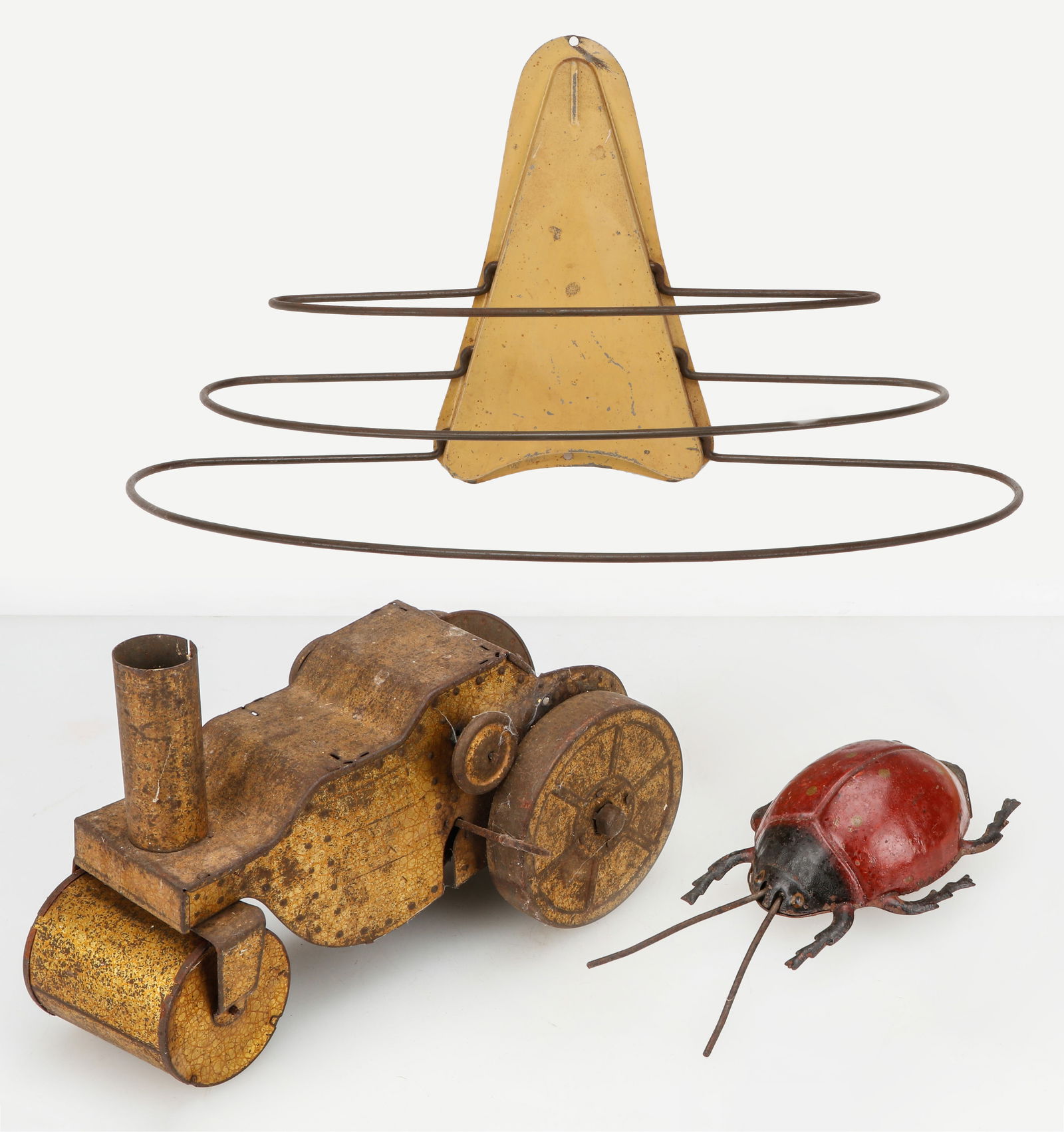 Vintage Collector's Lot: Vintage Collector's Lot. Including a Lindstrom Tin Wind-Up Steamroller, canopy lacking; an S. Gunthermann's Tin Litho Key Wind Lady Bug Toy: Labeled "S. Gunthermann's Made in Nurnberg, Bavaria U.S.A.
