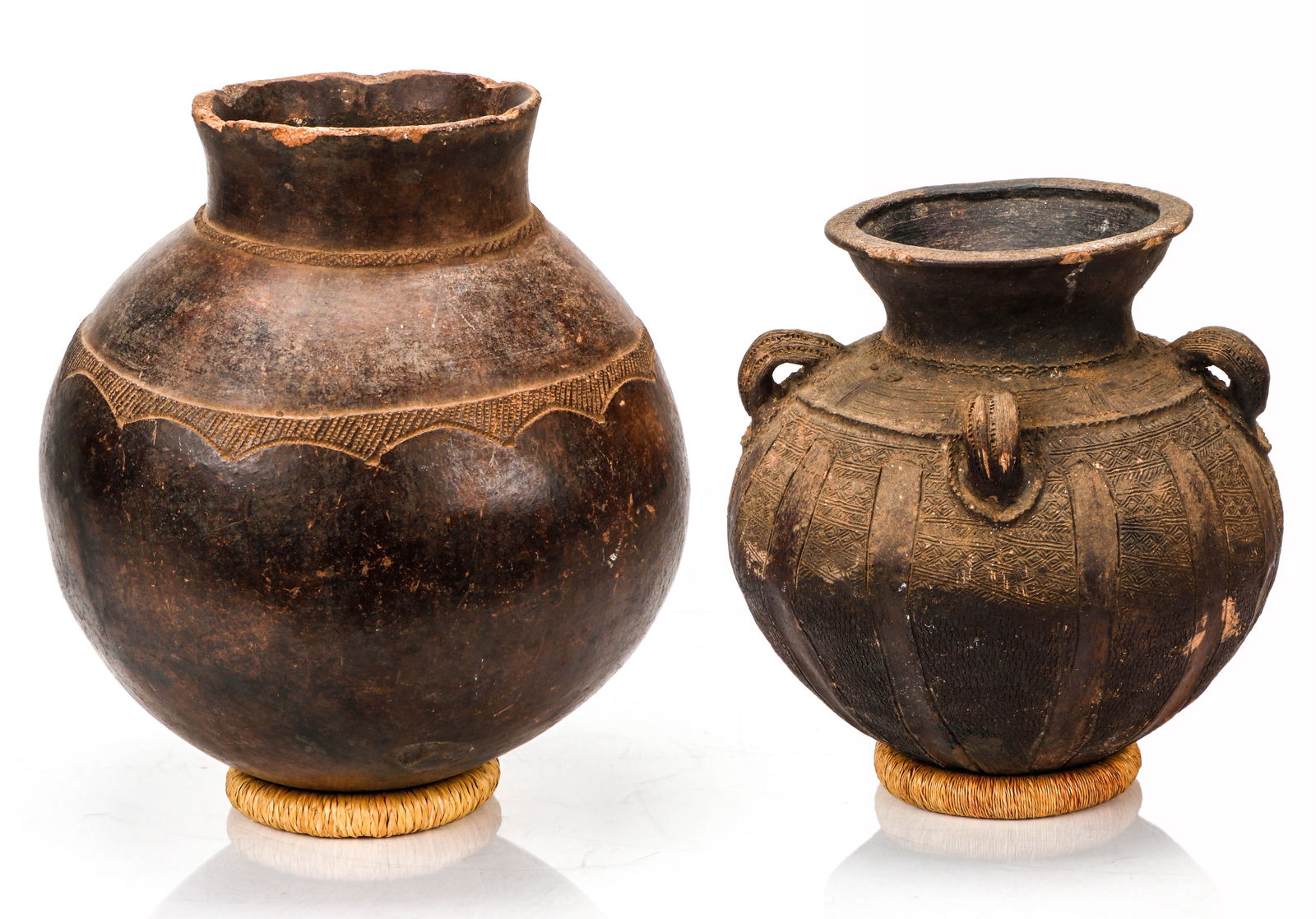 2 African Nupe Pottery Vessels, Nigeria (1 of 9)