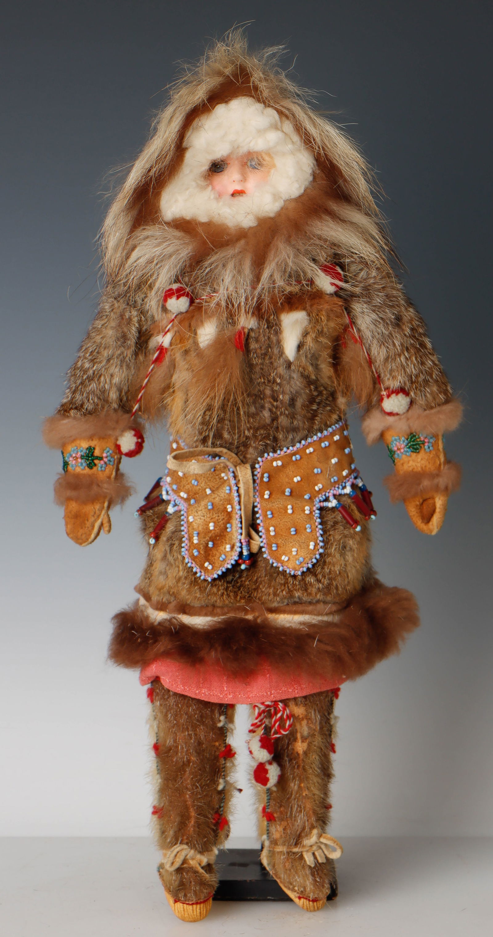 Fine Antique Yupik / Inuit Doll, Alaska, C. Early 20th C. (1 of 7)