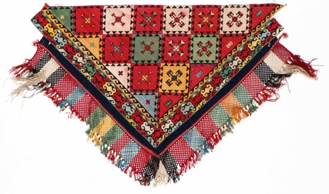 Lakhai Triangular Embroidery (Saye Gosha), Uzbekistan, 19th C.