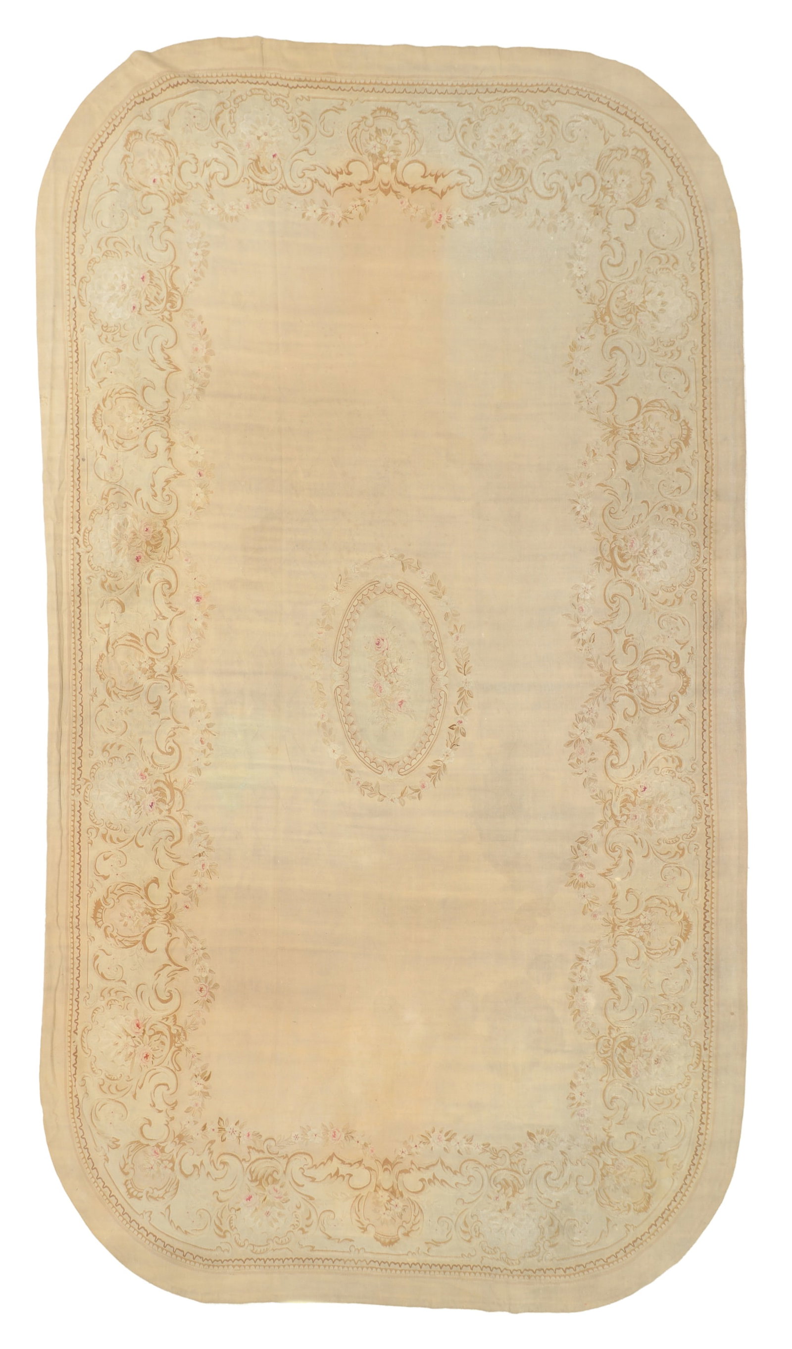 Aubusson Carpet, France, Ca. 1900, 9'9'' x 17'7'': Aubusson Carpet, France, Ca. 1900, 9'9'' x 17'7'' (297 x 536 cm). Weight: 45 lbs. Wool.
