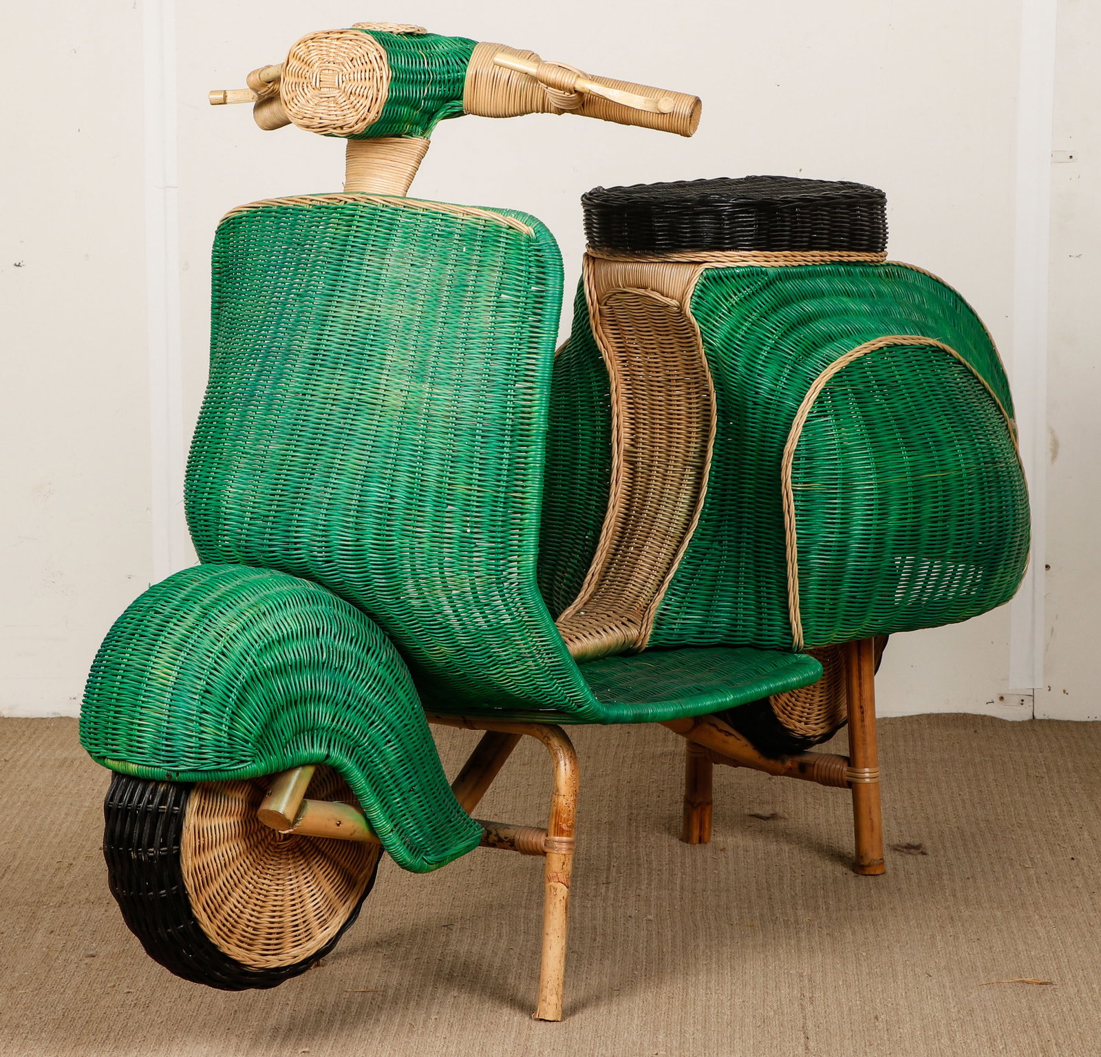 Vintage Life-Size Woven Wicker Rattan Green Vespa Scooter Trade Sign (1 of 5)