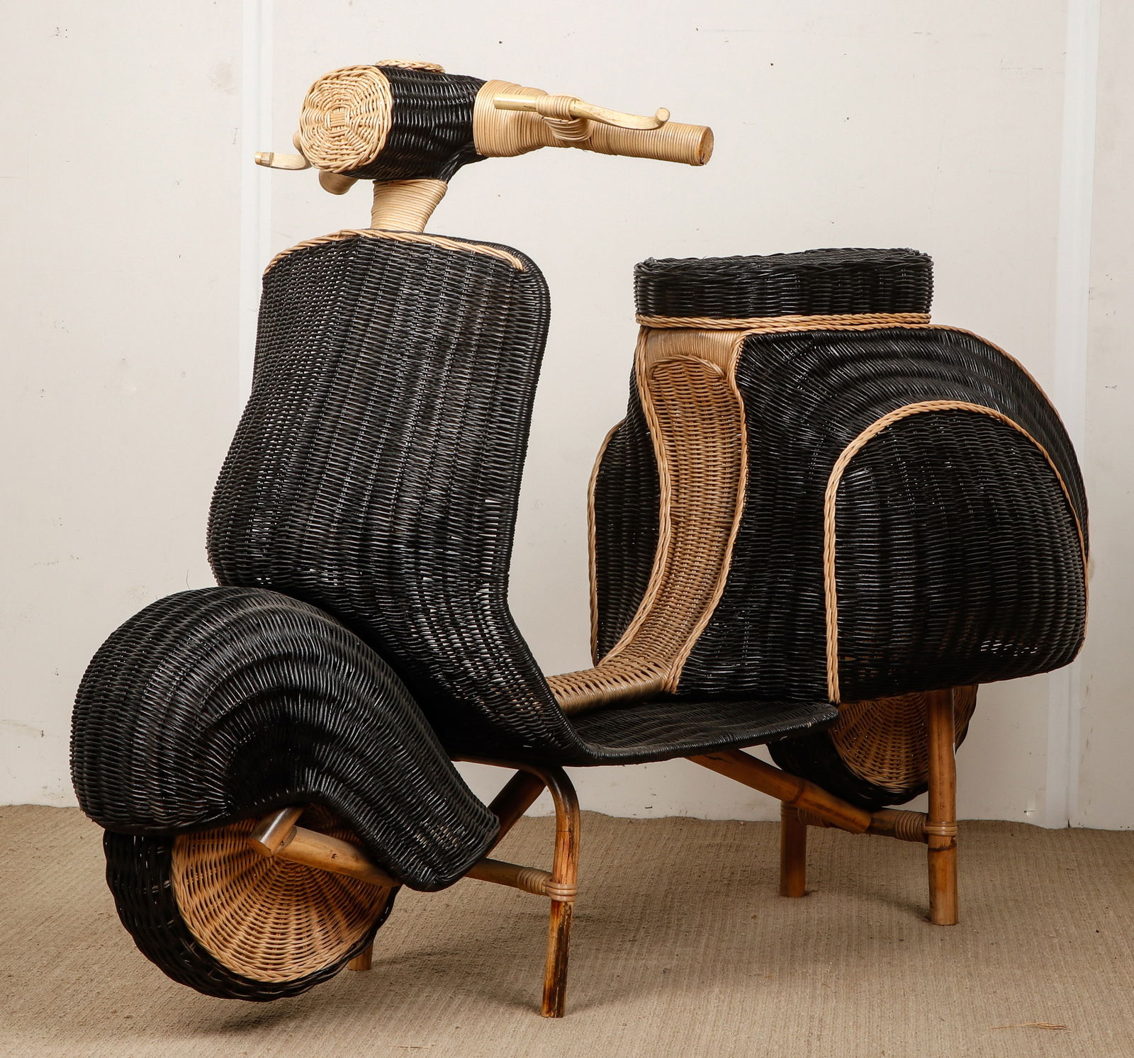 Vintage Life-Size Woven Wicker Rattan Black Vespa Scooter Trade Sign (1 of 7)