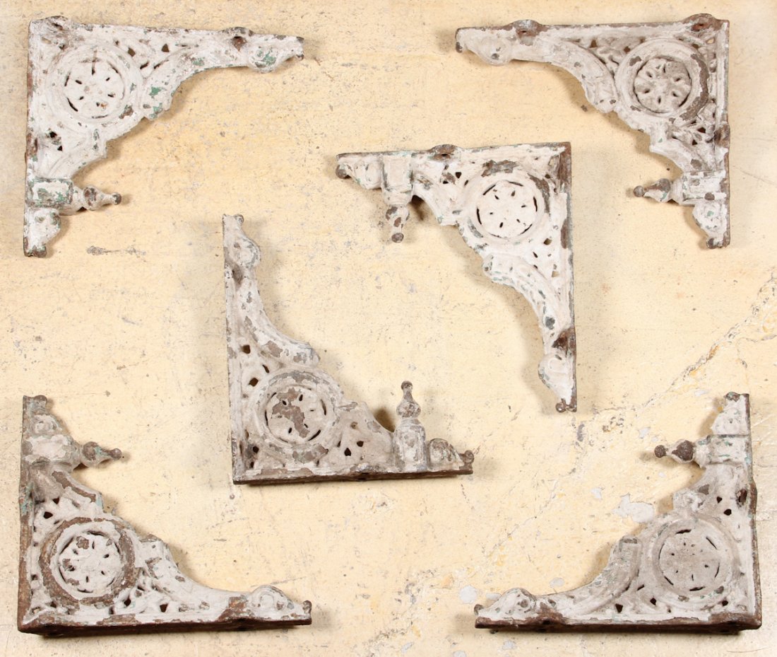 Set of Six 19th C. Continental Iron Brackets: Set of Six 19th C. Continental Iron Brackets, old paint, excellent condition. Dimensions: 21 x 18-1/4 x 4-1/2 inches (each).