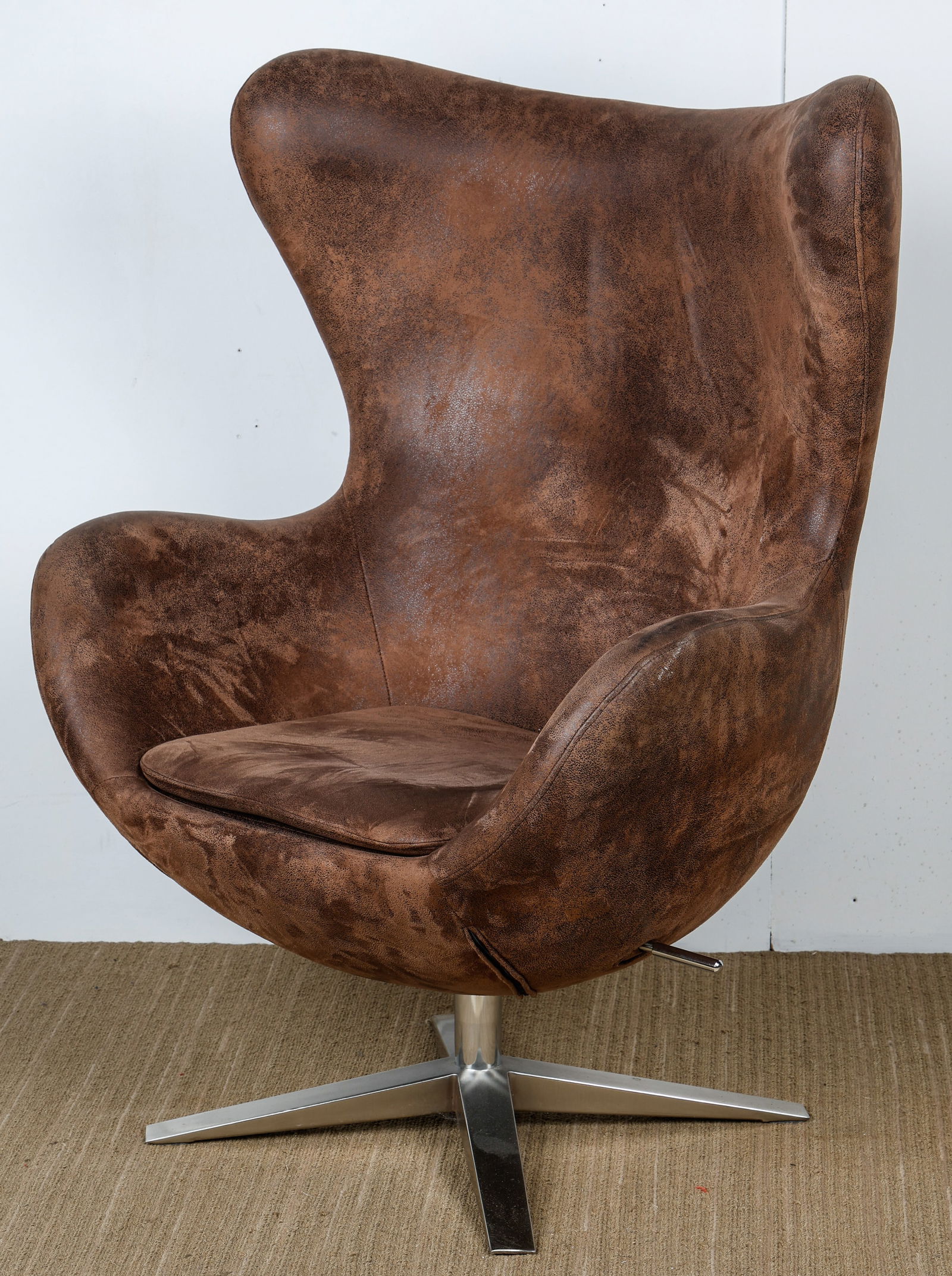 Arne Jacobsen Style Egg Chair (1 of 6)