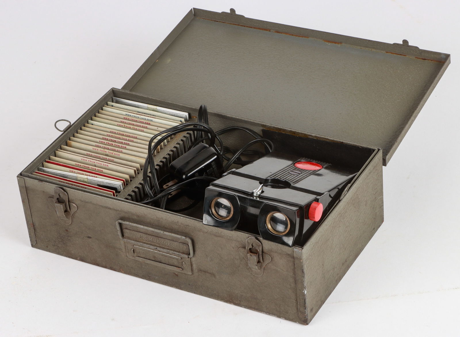 Stereo Realist 3D Viewer Red Button w Carrying Case 1950s Kodak with Kodachrome slides (1 of 10)